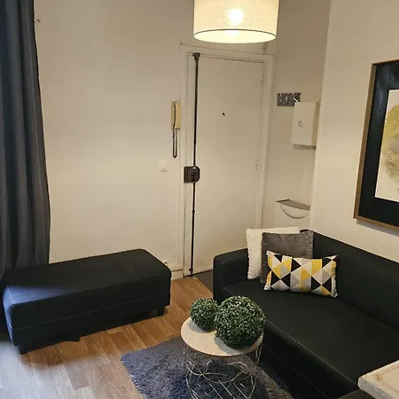 Apartman Cozy In The Heart Of The 10th